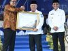 Bupati Banggai Kepulauan Terima Penghargaan Kabupaten Tercepat Pembentukan Posbankum di Sulawesi Tengah