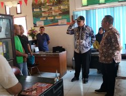Wabup Serfi Kambey Sidak Sejumlah OPD, Tekankan Disiplin dan Maksimalisasi Pelayanan