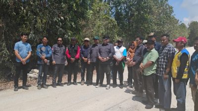 DPRD Banggai Kepulauan Dampingi Komisi III DPRD Sulteng Tinjau Ruas Jalan Di Bangkep